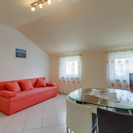 Apartman Jasna Near Cikat Bay And Center With Private Parking Mali Lošinj