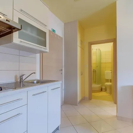 Jasna Near Cikat Bay And Center With Private Parking *