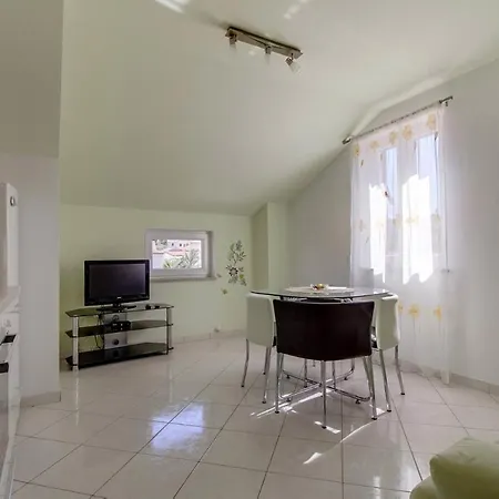 Apartman Jasna Near Cikat Bay And Center With Private Parking